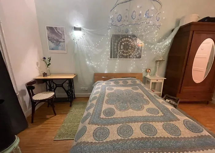 Shared , Zimmer Mieten كولونيا