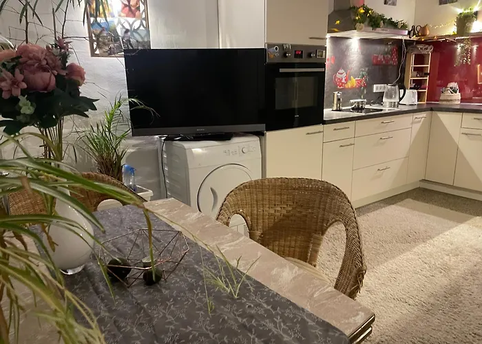 Shared , Zimmer Mieten Διαμέρισμα Κολωνία